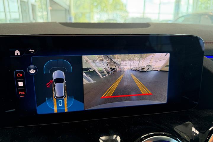 Sort Mercedes EQA250+ fra 2025
