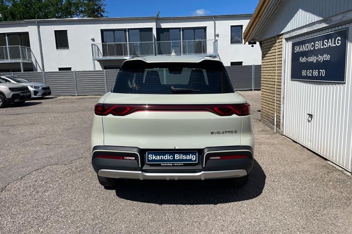 Beige BYD Atto 2 fra 2025