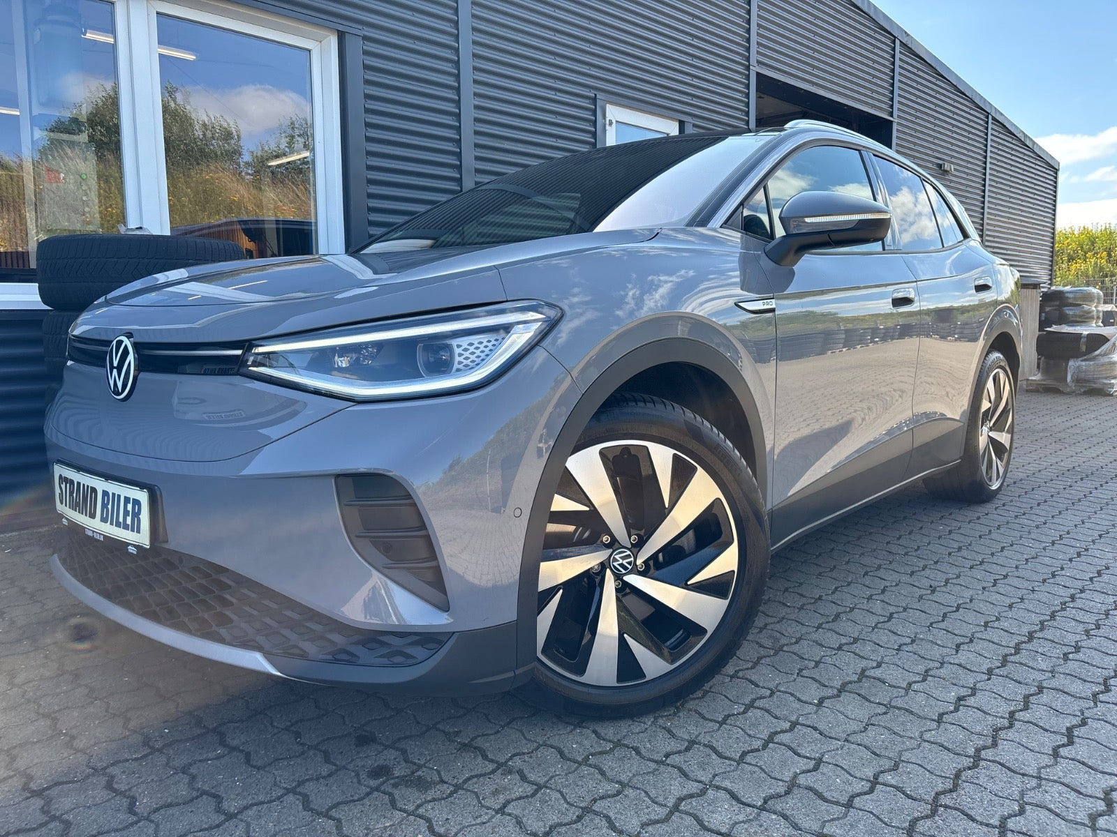 Grå VW ID.4 fra 2023