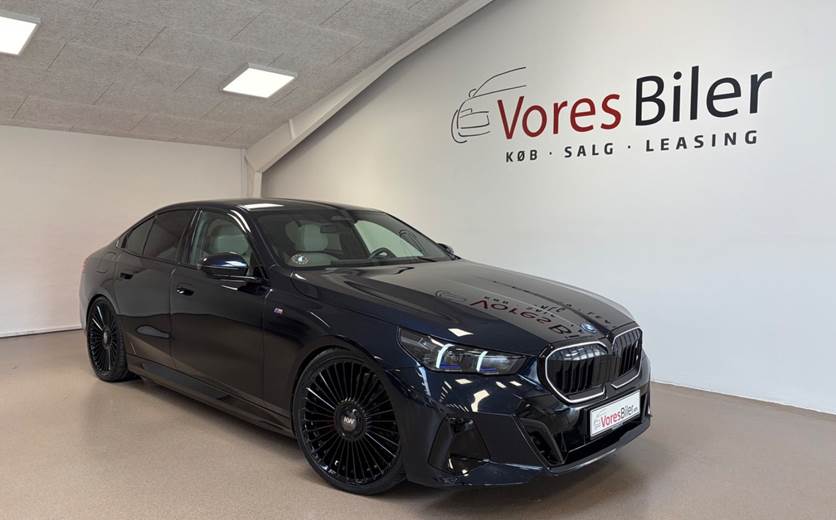 BMW i5 eDrive40 Fully Charged M-Sport Pro