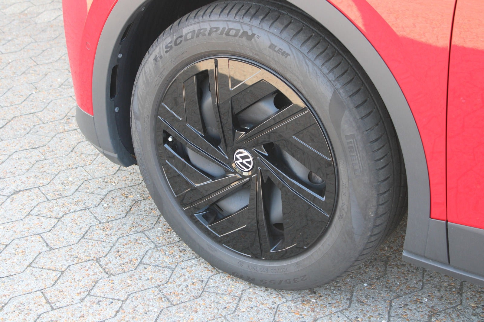 Rød VW ID.4 fra 2023