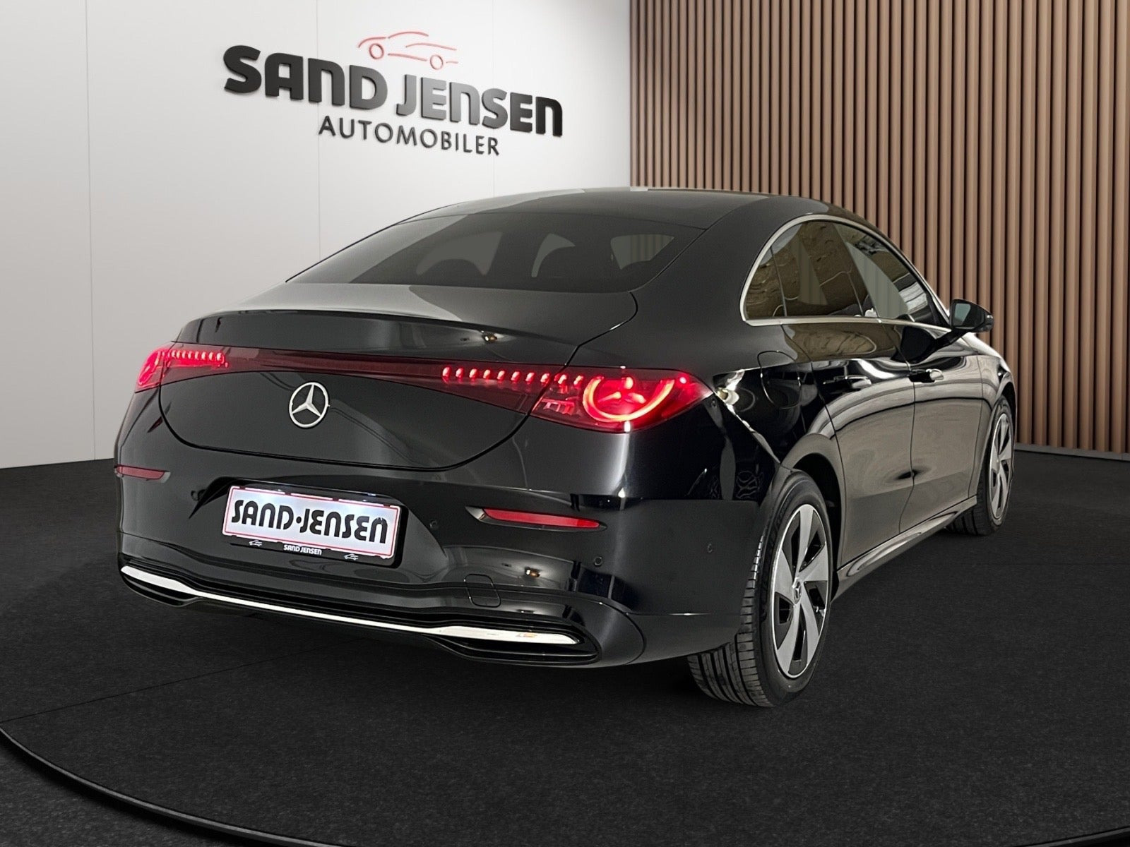 Sort Mercedes CLA350 fra 2026
