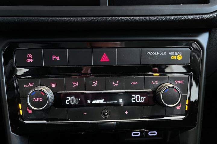 Hvid VW T-Cross fra 2021