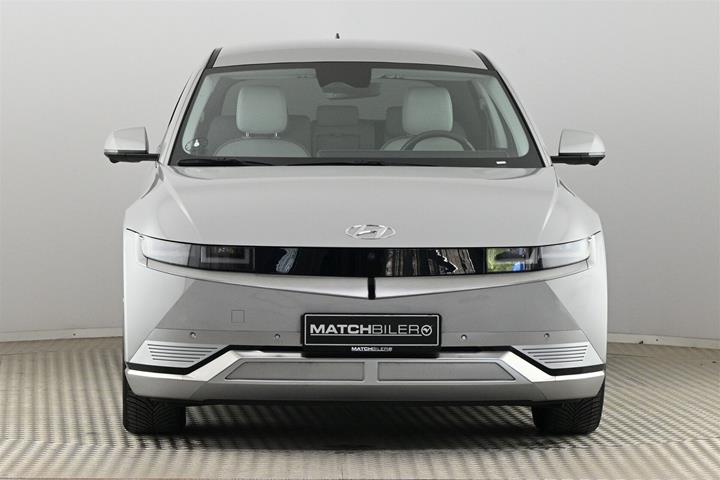 Grå Hyundai Ioniq 5 fra 2023