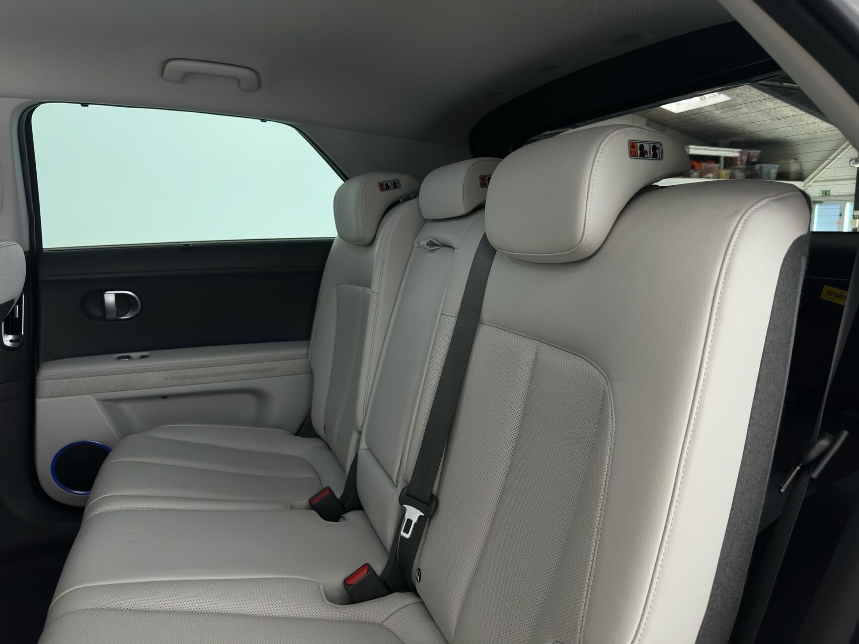Grå Hyundai Ioniq 5 fra 2023