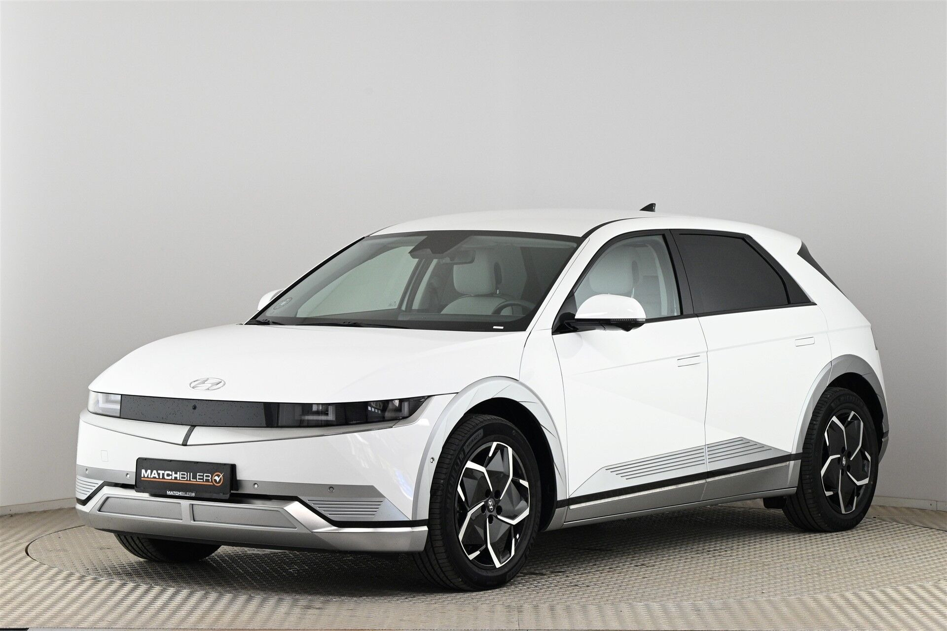 Hvid Hyundai Ioniq 5 fra 2023