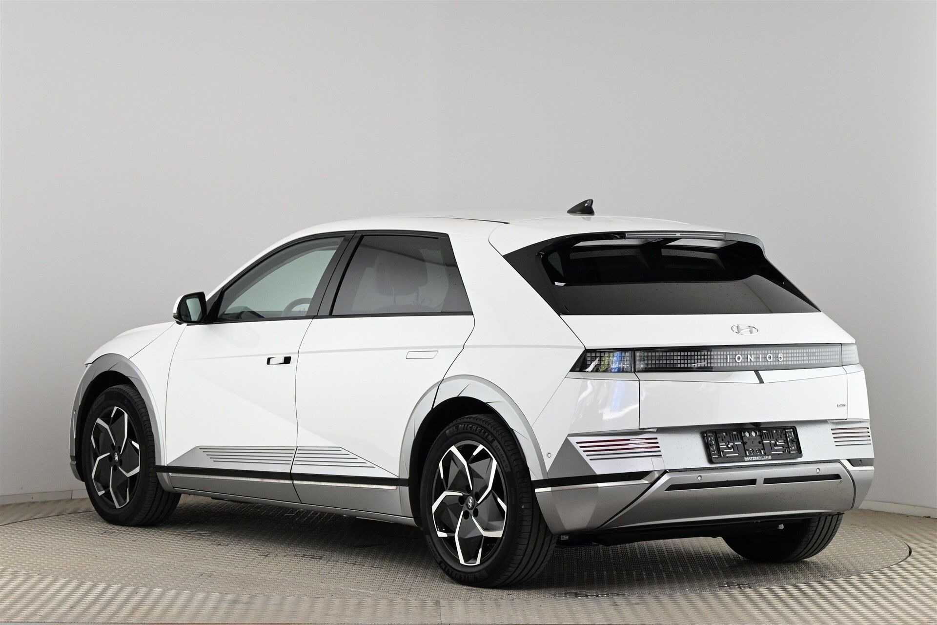 Hvid Hyundai Ioniq 5 fra 2023