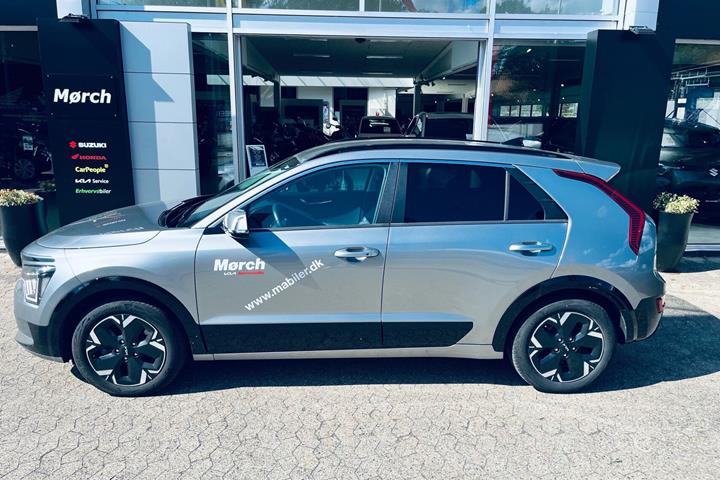 Grå Kia Niro EV fra 2023