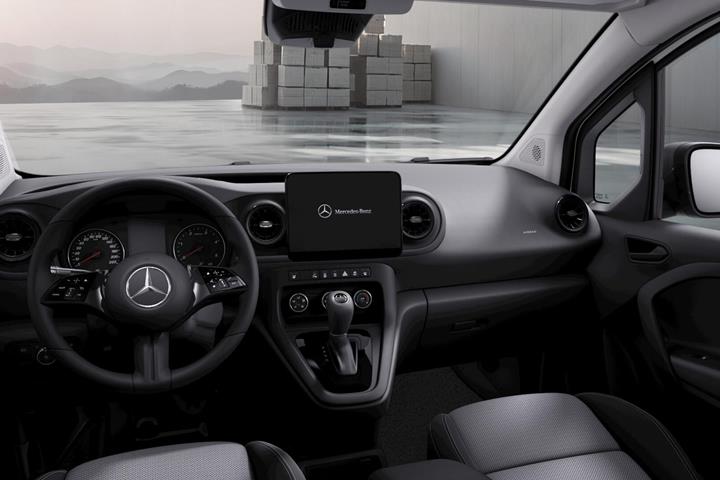Hvid Mercedes Citan fra 2026 set indefra