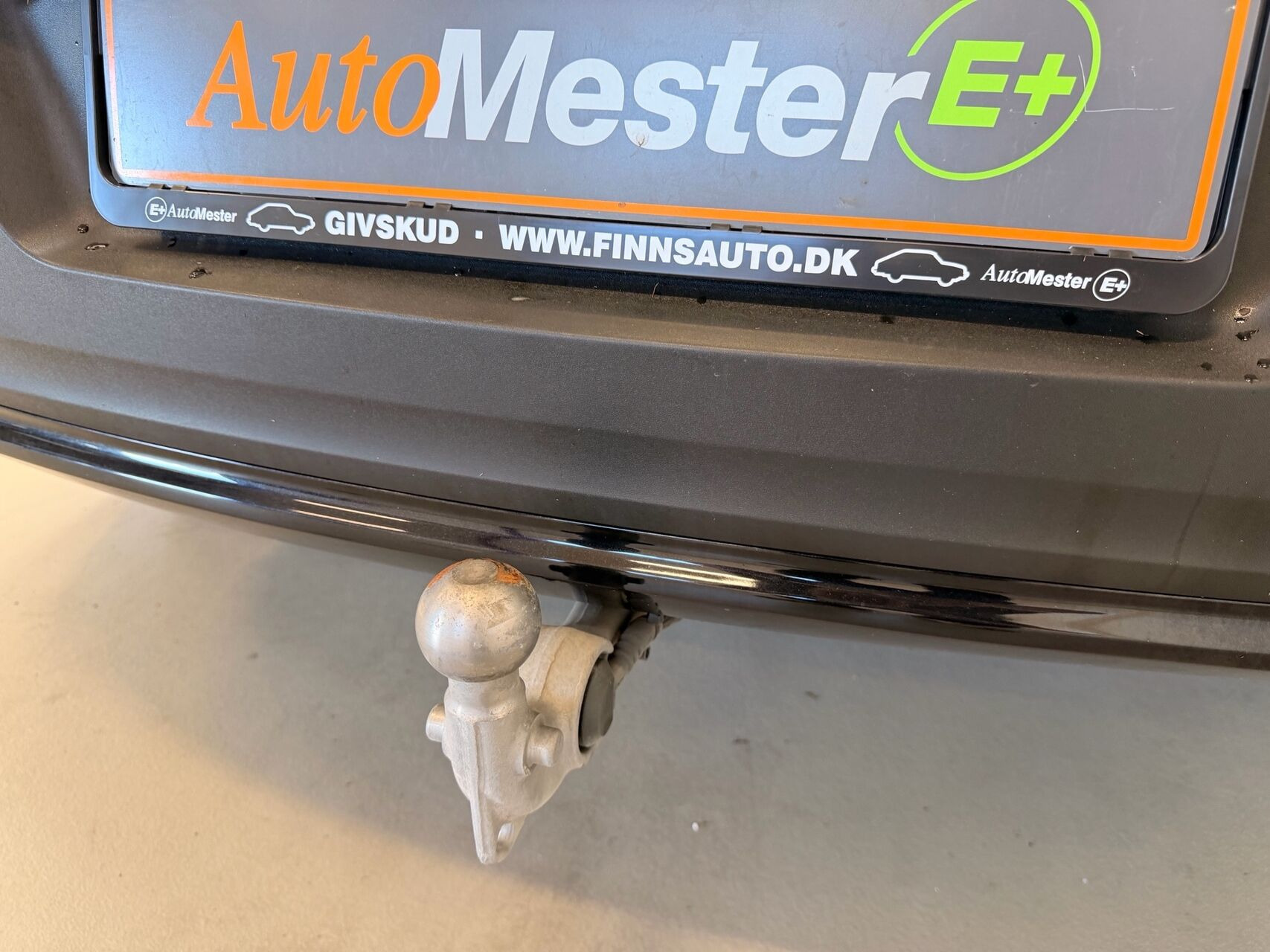 Grøn Volvo XC40 fra 2024