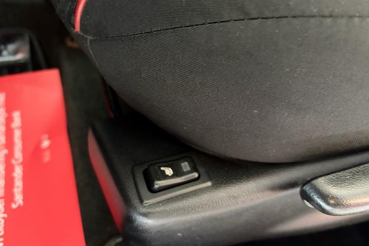 undefined Mazda 2 fra 2012