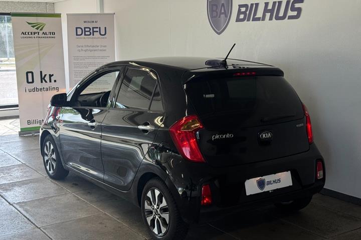 Sort Kia Picanto fra 2016