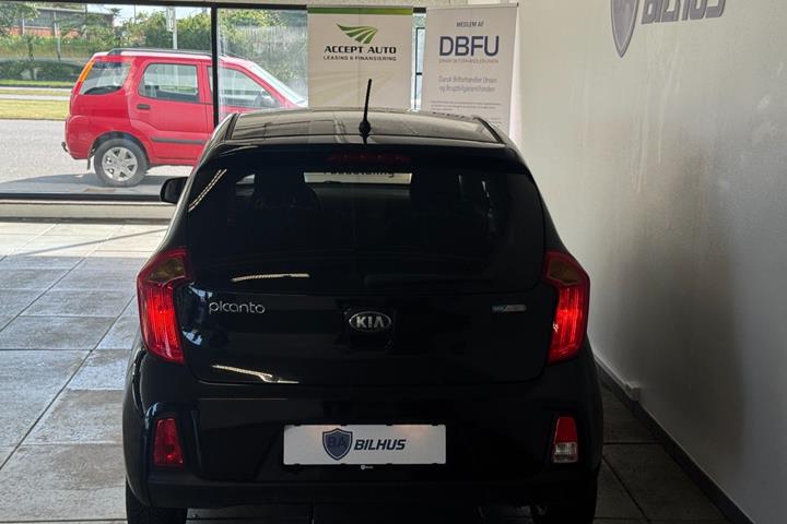 Sort Kia Picanto fra 2016