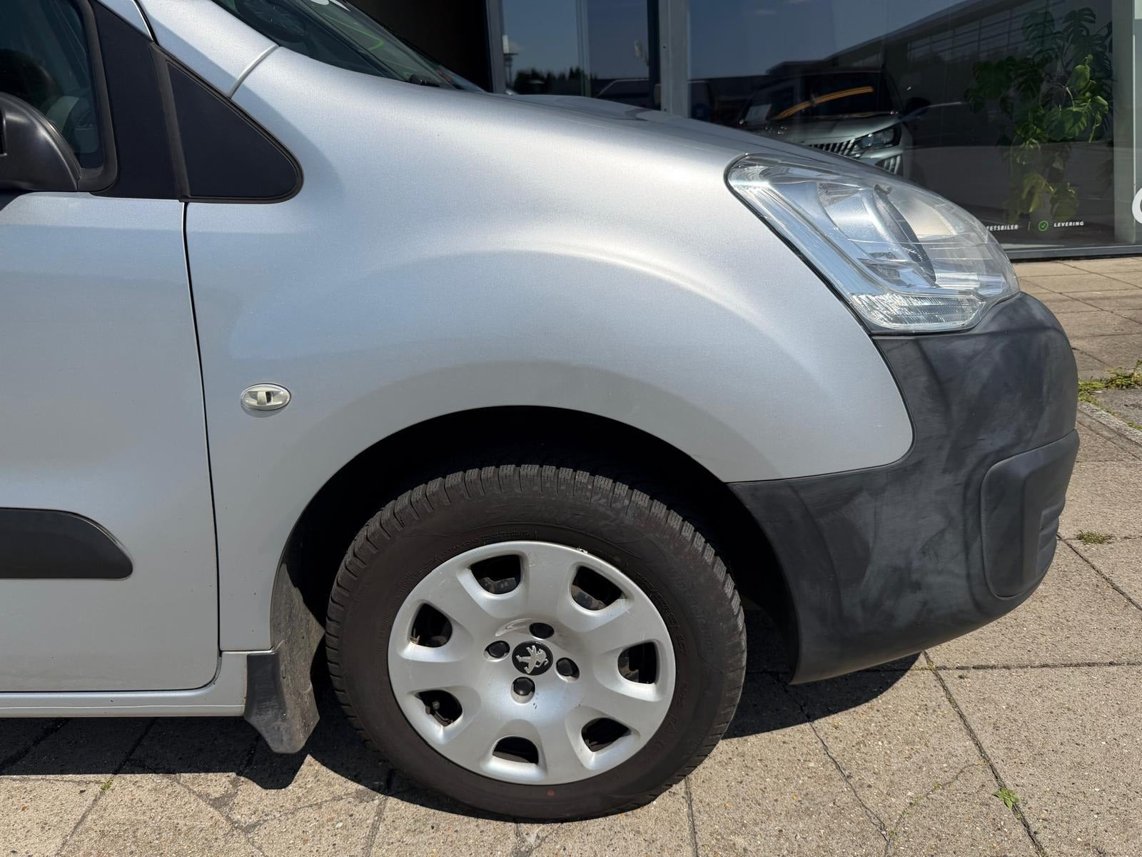 undefined Peugeot Partner fra 2015