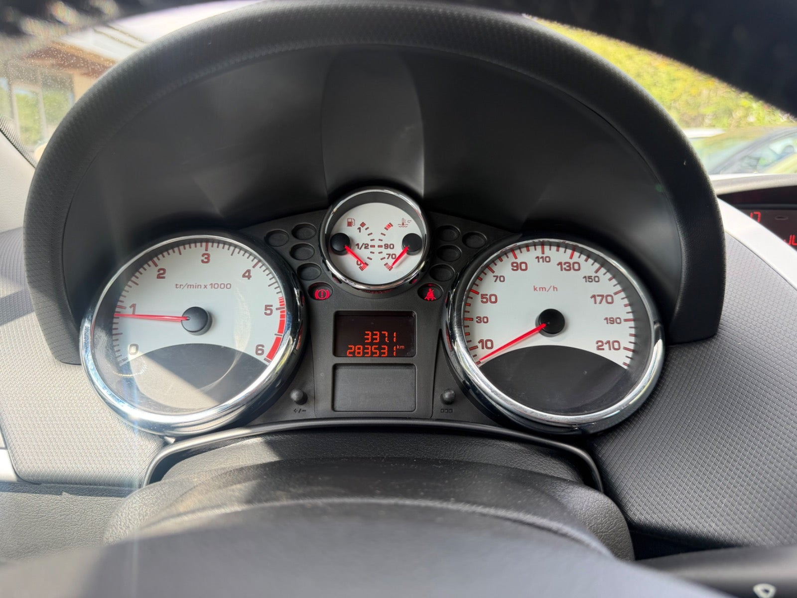 undefined Peugeot 207 fra 2012