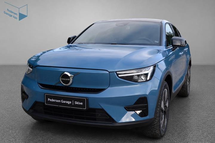 Blå Volvo C40 fra 2024
