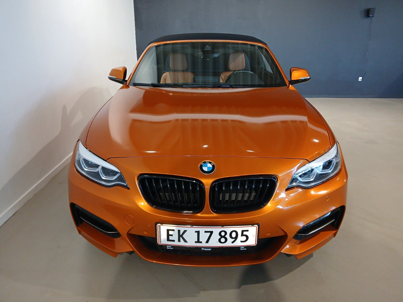 Sort BMW M240i fra 2019
