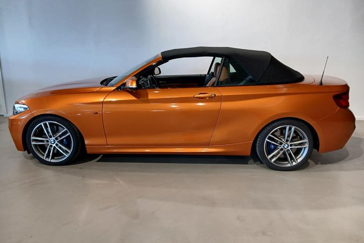 Sort BMW M240i fra 2019
