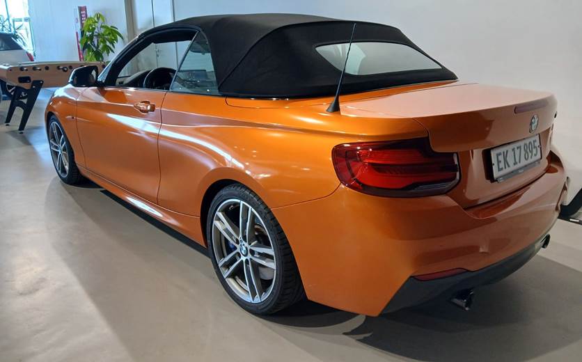 BMW M240i