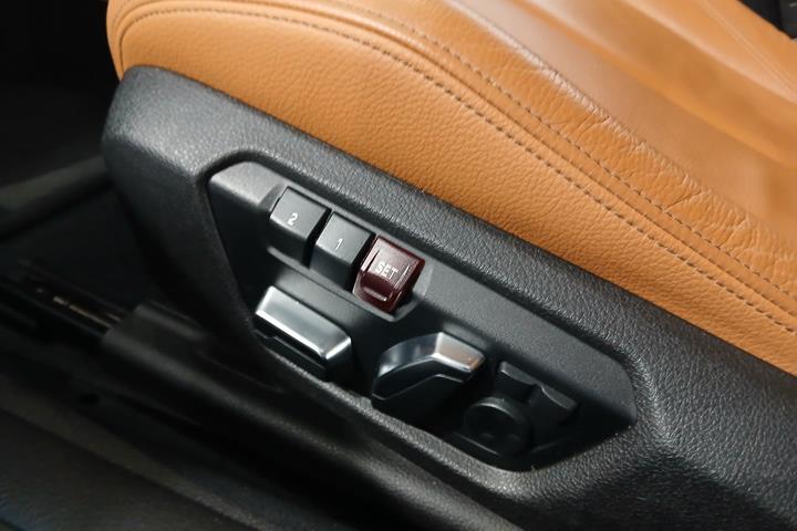 Sort BMW M240i fra 2019