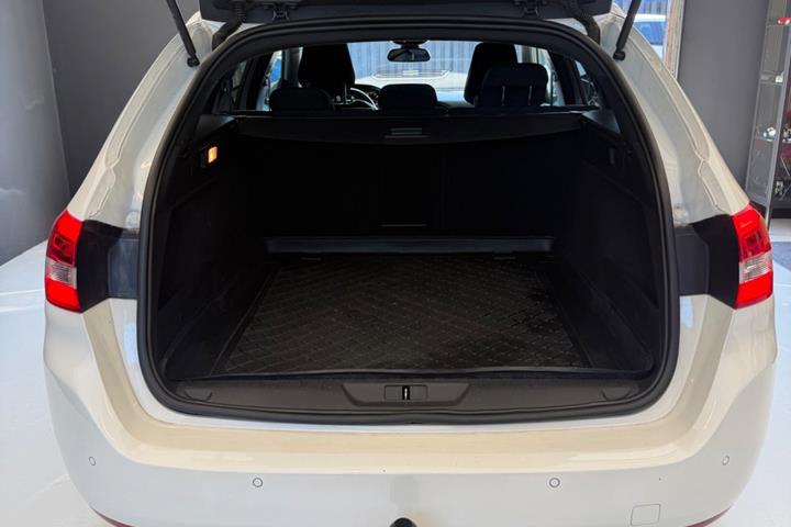 undefined Peugeot 308 fra 2018