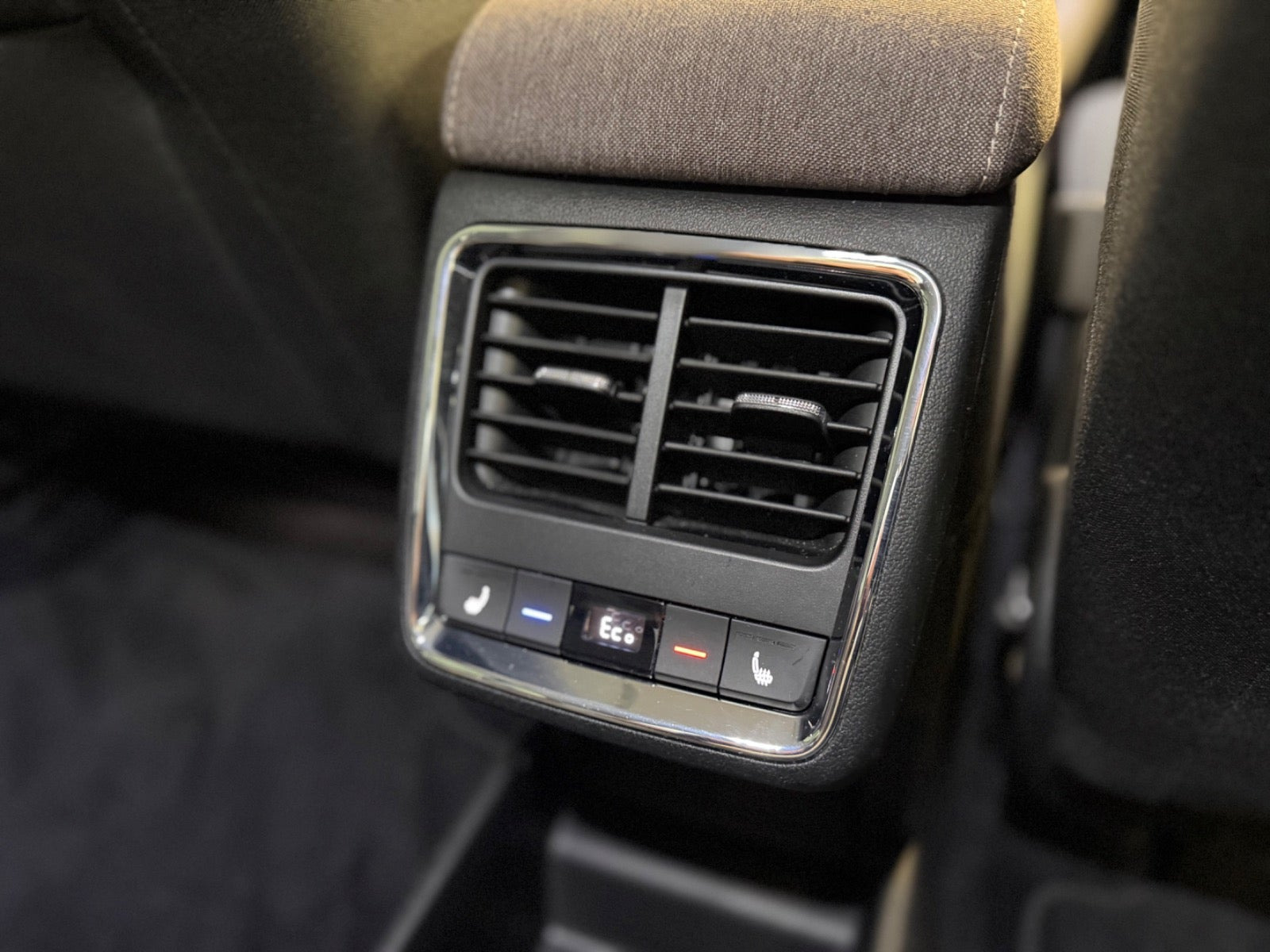 Sort Skoda Enyaq fra 2022