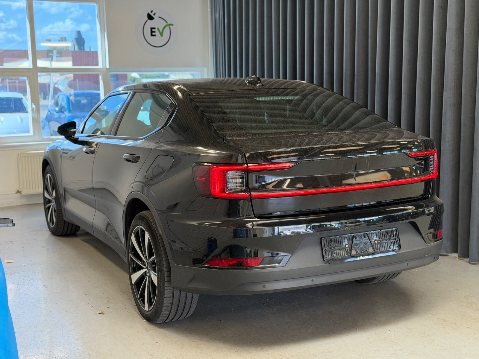 Sort Polestar 2 fra 2022