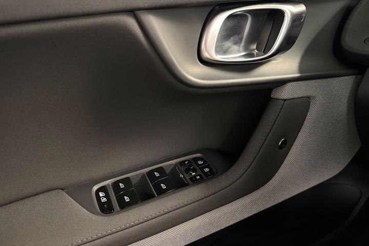 Sort Polestar 2 fra 2022