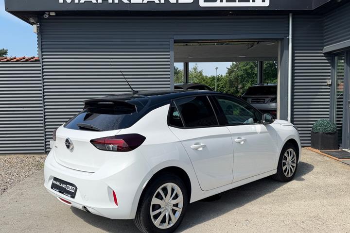 Hvid Opel Corsa fra 2020