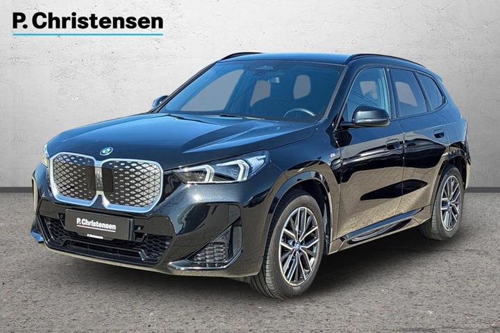 Sort BMW iX1 fra 2024