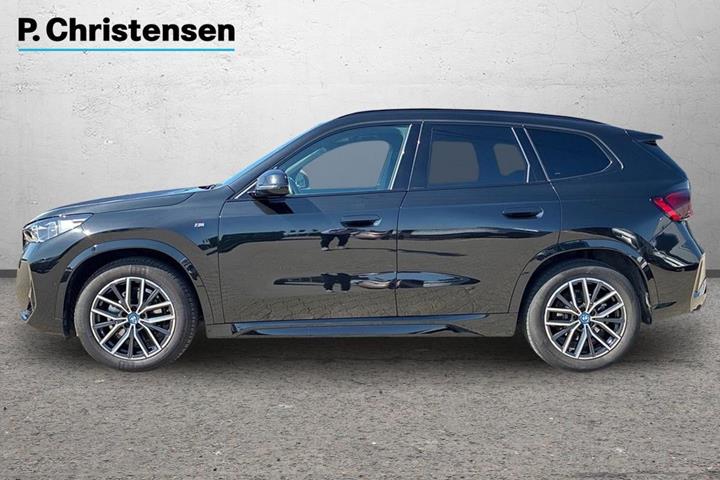 Sort BMW iX1 fra 2024