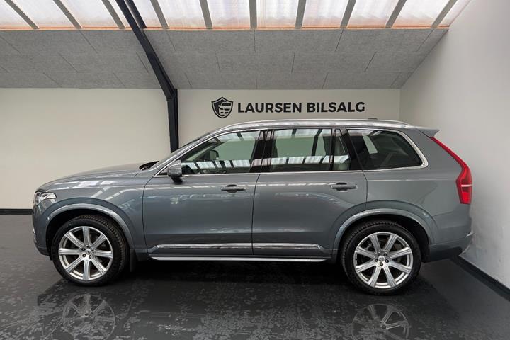 Grå Volvo XC90 fra 2018