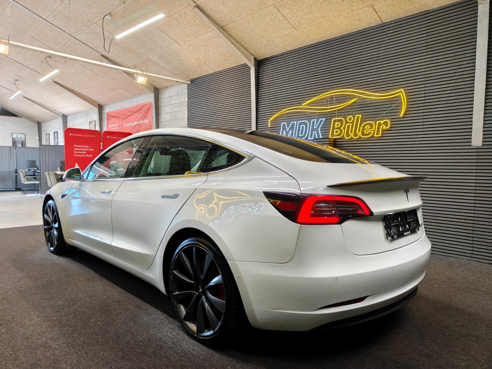 undefined Tesla Model 3 fra 2020
