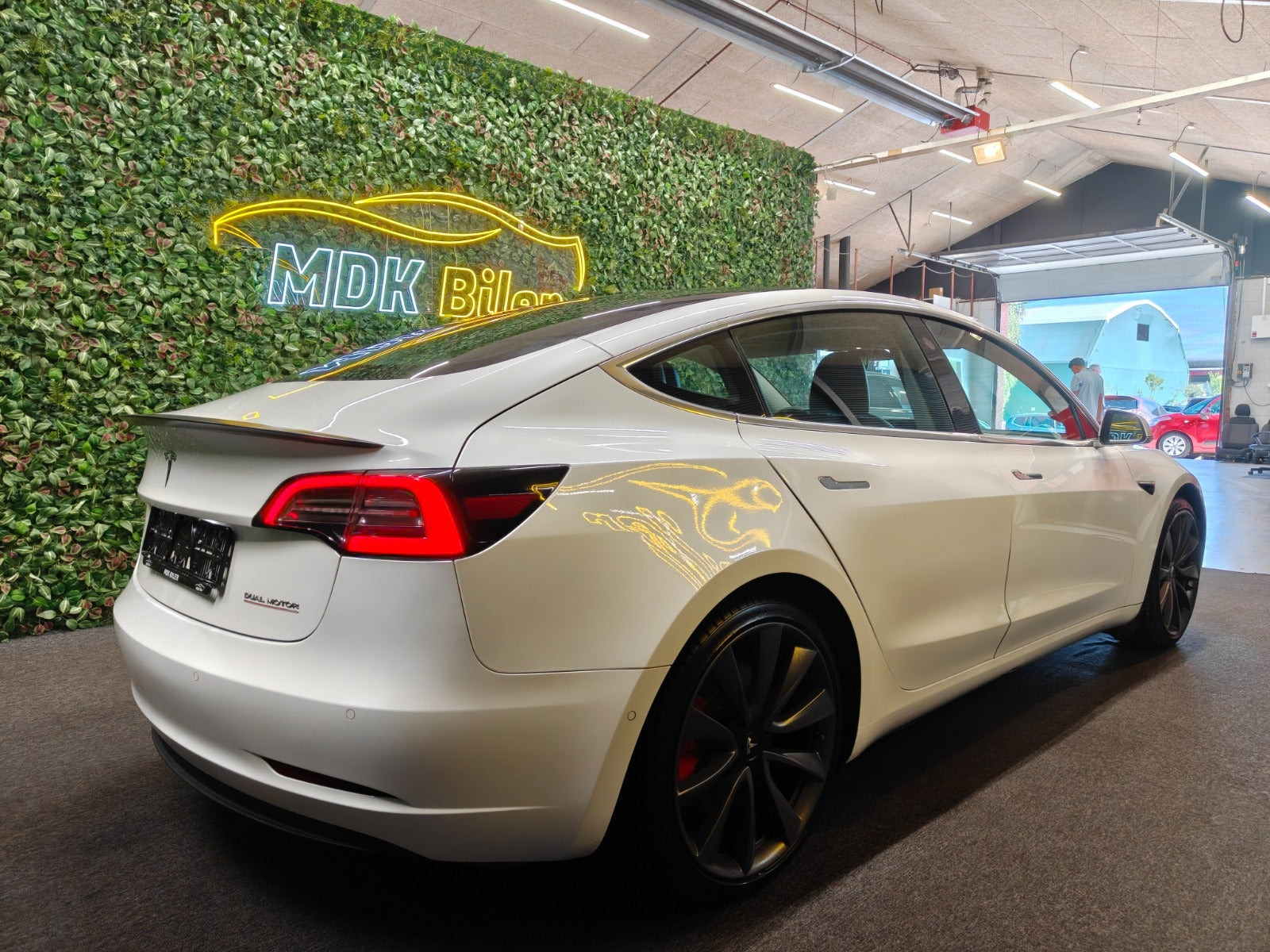 undefined Tesla Model 3 fra 2020
