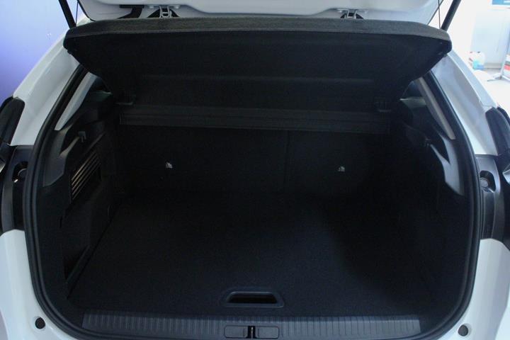 Hvid Citroën ë-C4 fra 2024