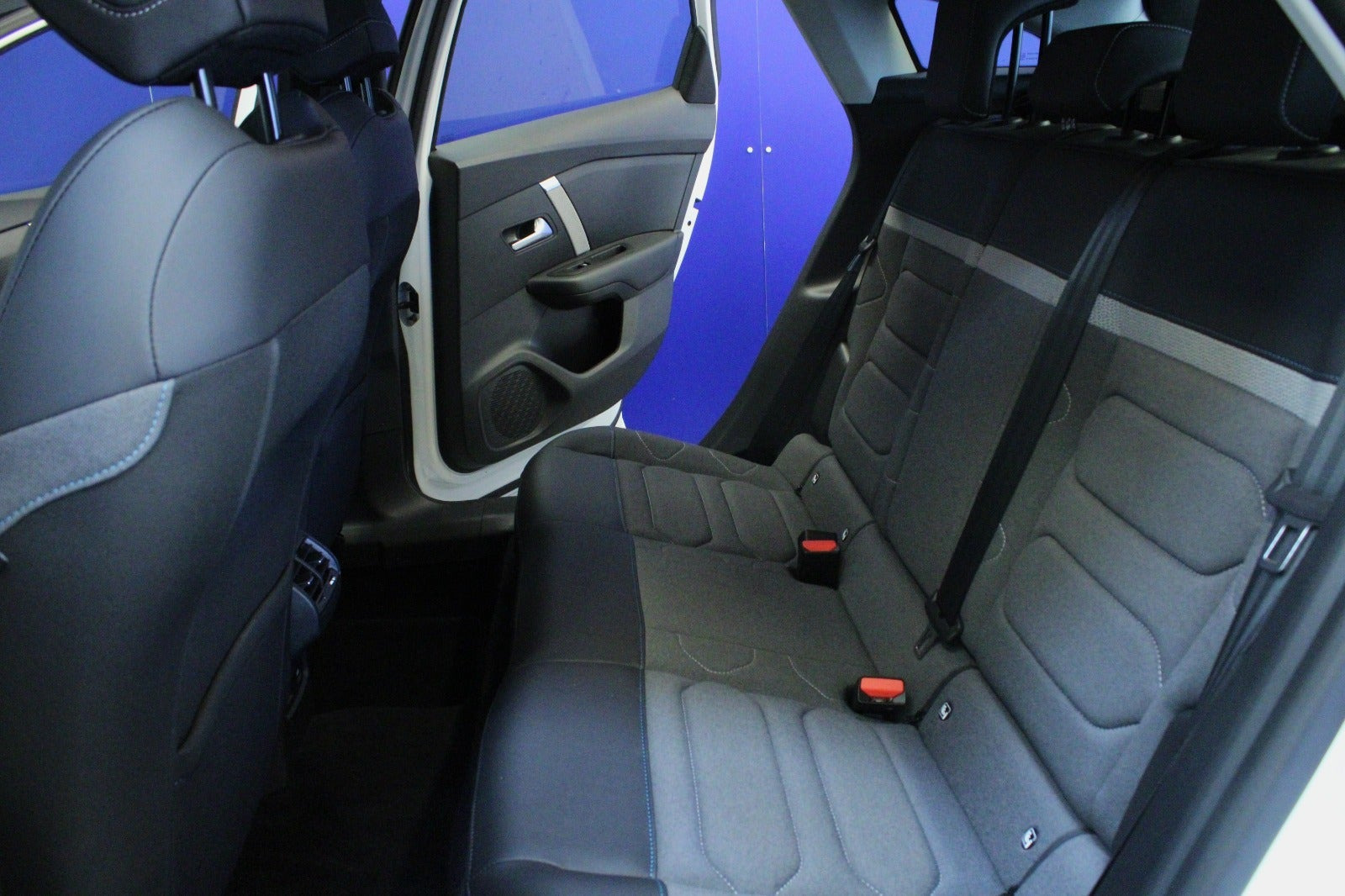Hvid Citroën ë-C4 fra 2024