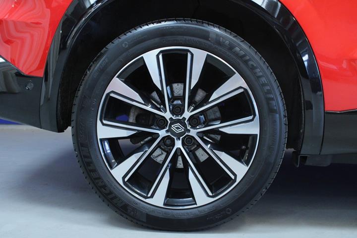 Rød Renault Austral fra 2023