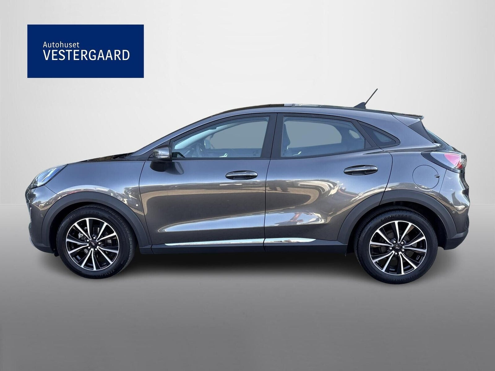 Grå Ford Puma fra 2021