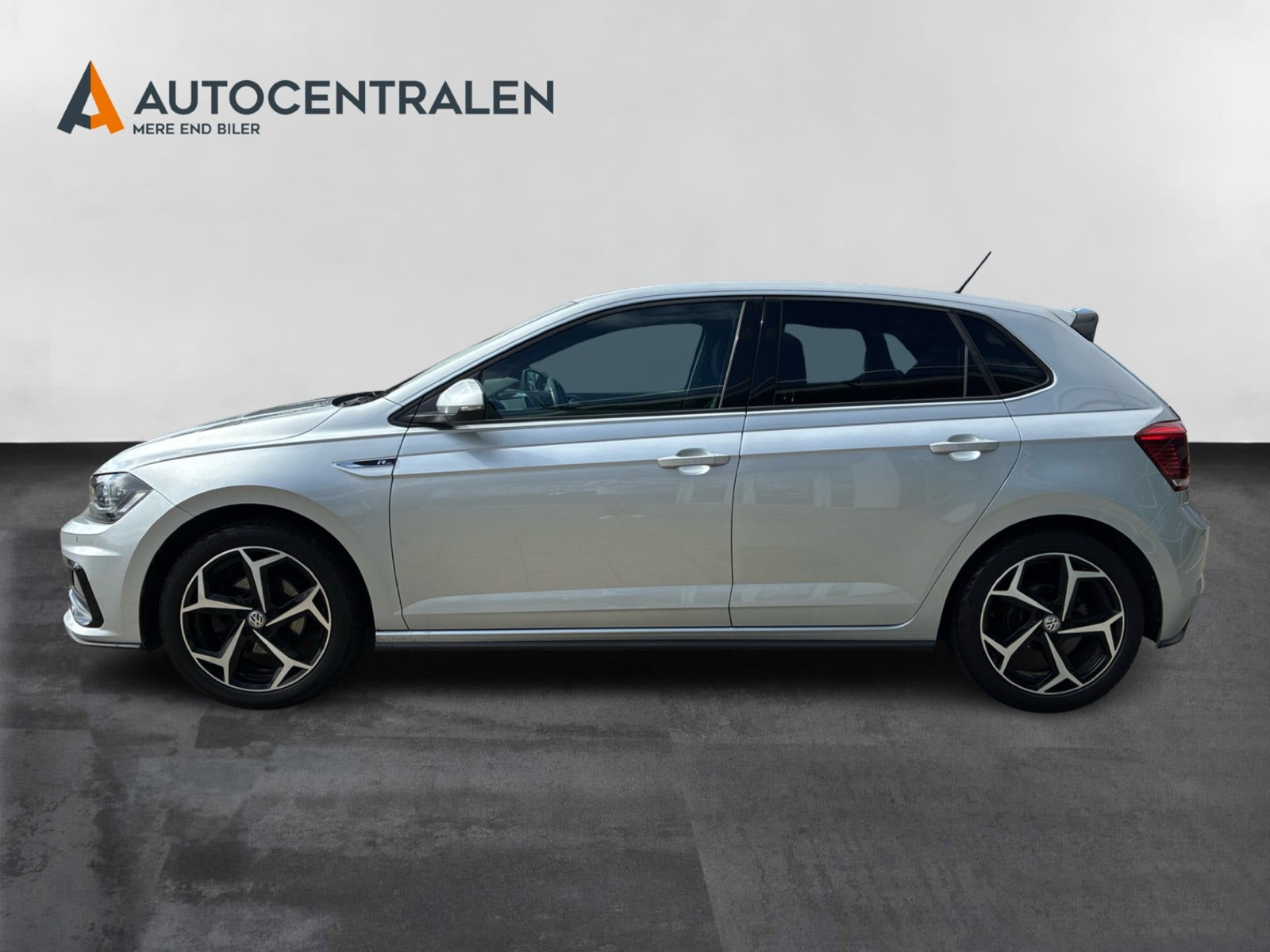 Sølv VW Polo fra 2019