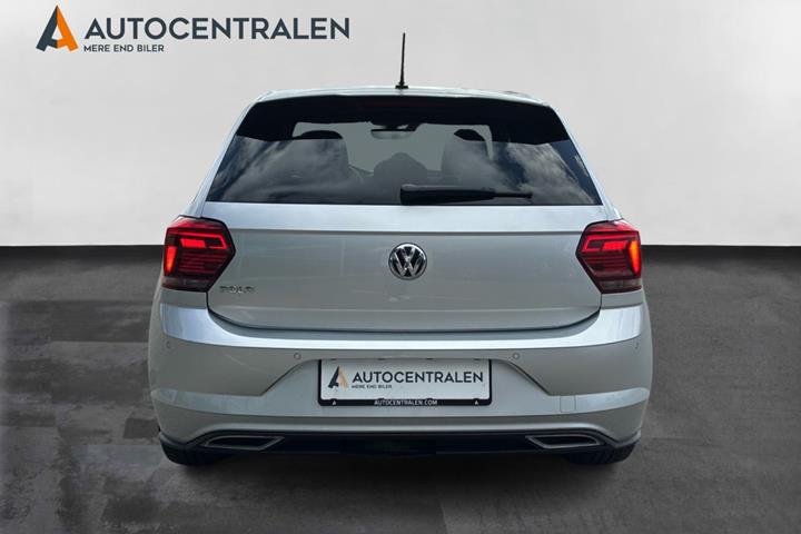 Sølv VW Polo fra 2019
