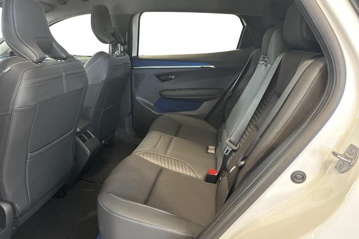 Beige Renault Scenic E-Tech fra 2026