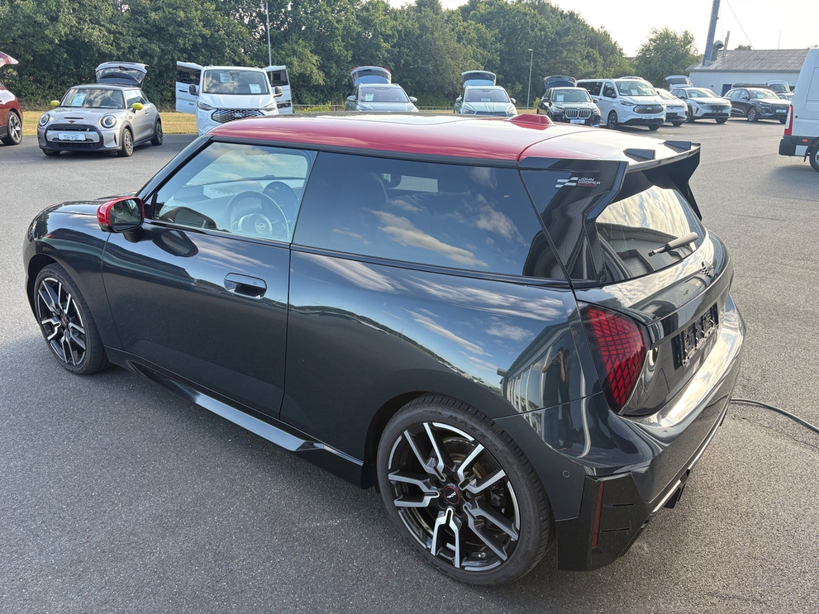 Grå Mini Cooper SE fra 2024