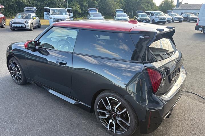 Grå Mini Cooper SE fra 2024