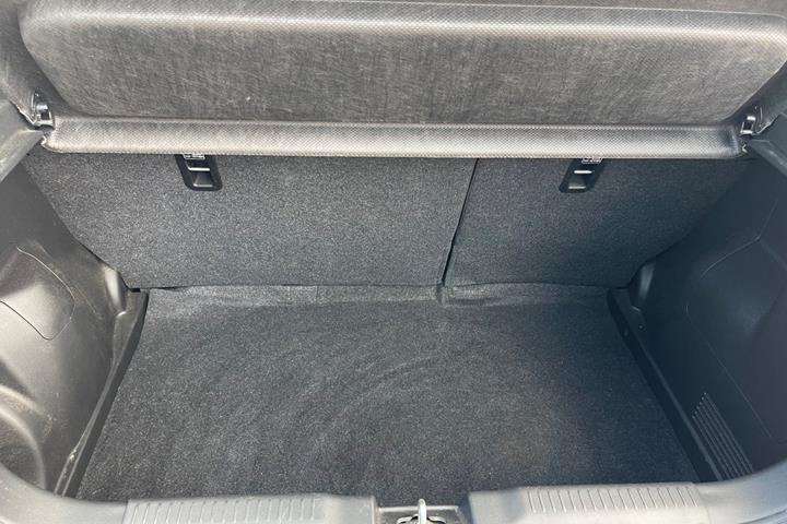 Sort Suzuki Swift fra 2021