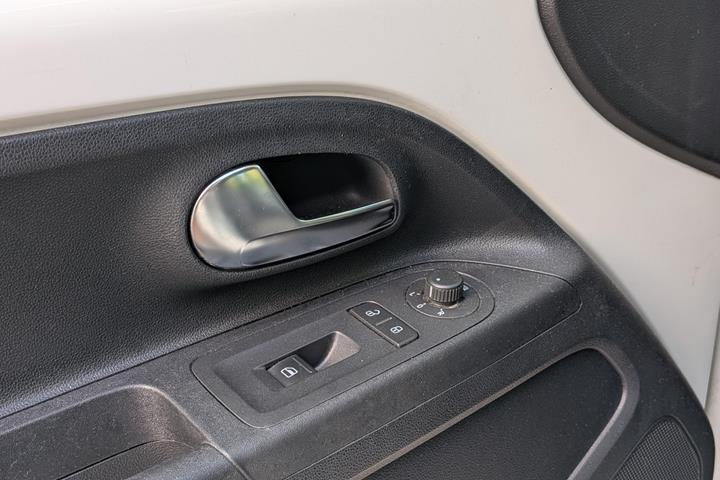 Hvid VW UP! fra 2013