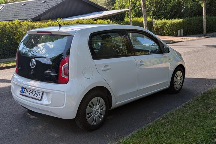 Hvid VW UP! fra 2013