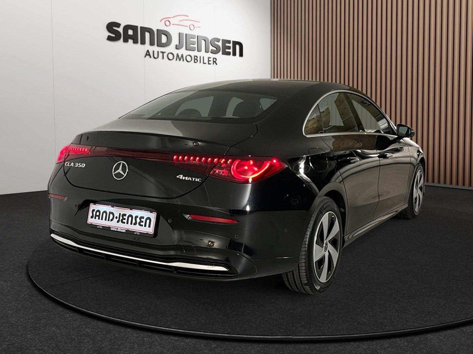 Sort Mercedes CLA350 fra 2026