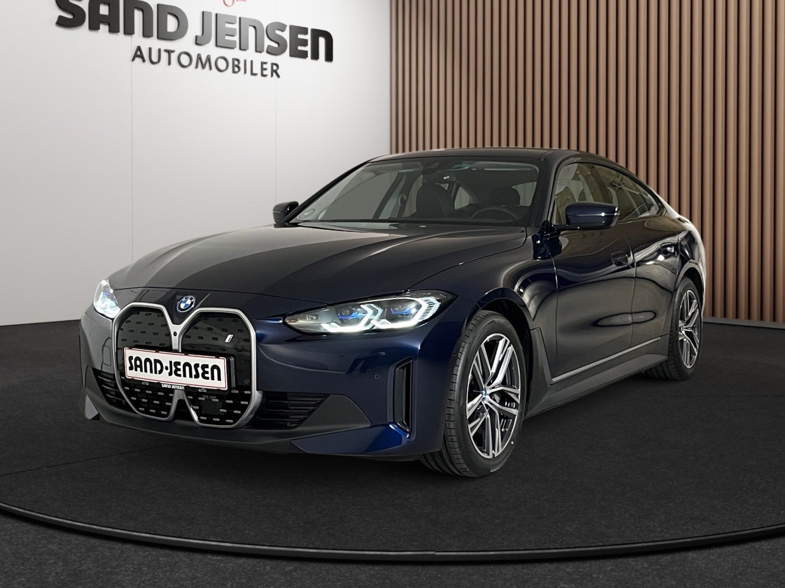 BMW i4 eDrive40 Charged Plus
