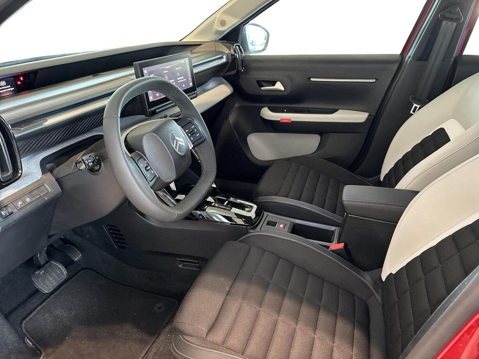 Rød Citroën e-C3 Aircross fra 2025