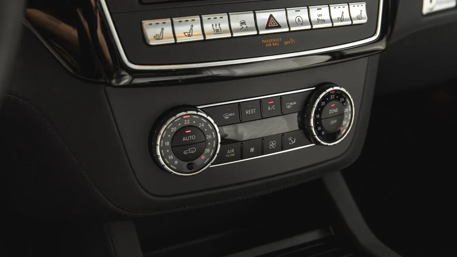 Hvid Mercedes GLE500 fra 2016